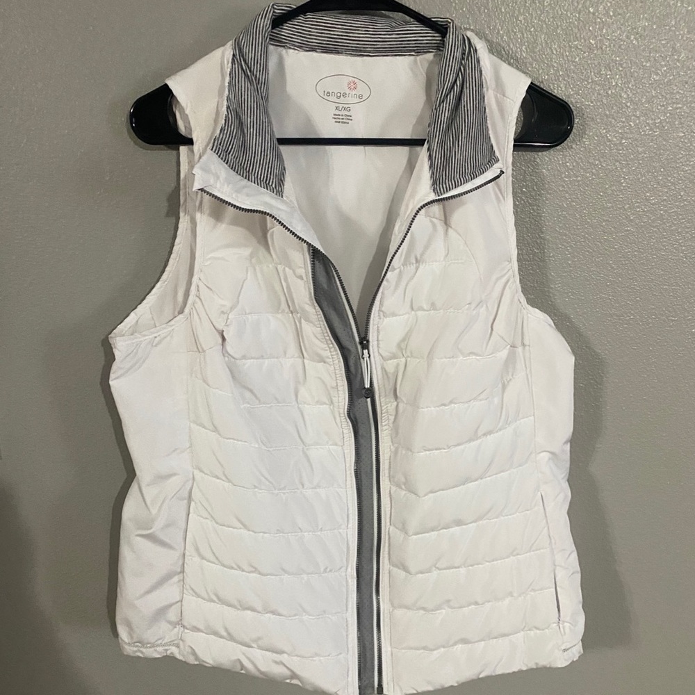 Tangerine vest